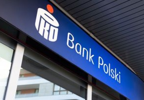 Bloomberg: PKO BP rozważa wejście na Węgry. Zachęciło zwycięstwo Magyara