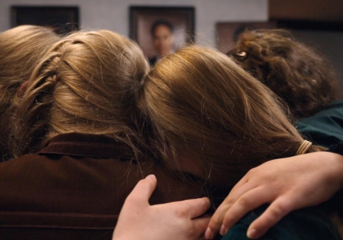 Weszli po sens życia, a trafili do piekła. Te dokumenty Netflixa pokazują, jak naprawdę działają sekty