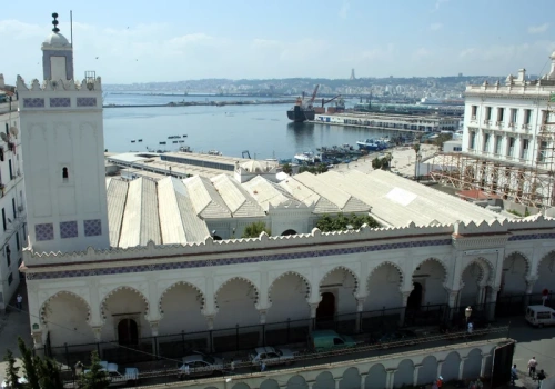 Papież Leon XIV odwiedził trzeci największy meczet na świecie