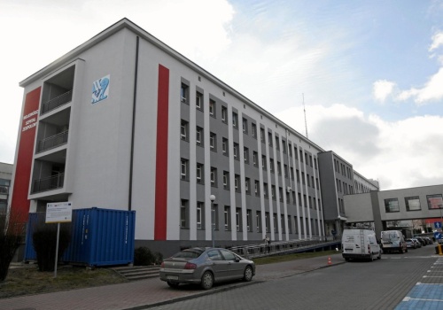 Wraca sprawa śmierci 20-latka w szpitalu. Miała monitorować pacjenta co 15 minut. Kolejna osoba z zarzutami