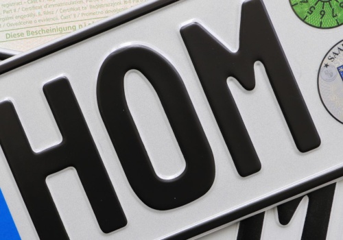 Niemiecka czcionka zmieniła zasady. Dlaczego FE-Schrift stała się wzorem dla świata motoryzacji?