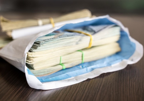 Gotówka od rodziny to nie prezent bez konsekwencji. Fiskus rozliczy to na twoją niekorzyść