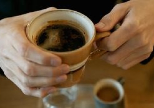 Wrzuć plasterek do kawy i wypij rano. Twoje ciało ci podziękuje