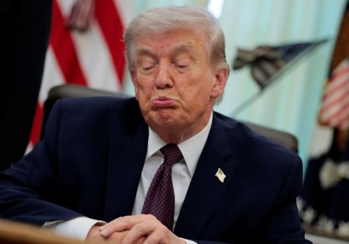 Trump straszy, ale Wall Street pnie się w górę. Spółki informatyczne odrabiają straty