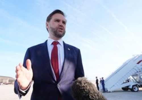 Vance o negocjacjach z Iranem. 