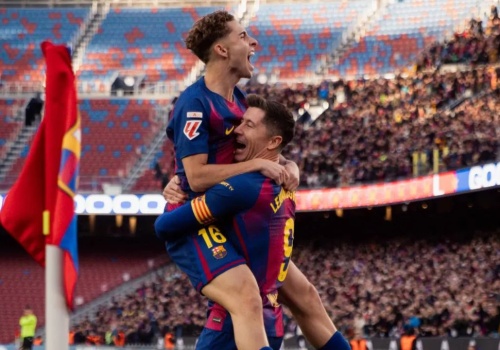 Końcowa bitwa w Lidze Mistrzów. Barcelona i Lewandowski walczą o półfinał