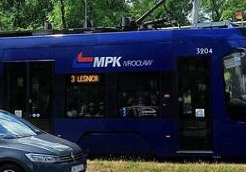 MPK Wrocław zleca remont kolejnych tramwajów. Pierwsze Pesy mają już 11 lat