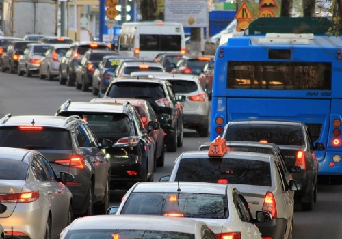 Rząd Niemiec nie chce zakazu spalinówek. Friedrich Merz chce przekonać Brukselę do zmiany planów