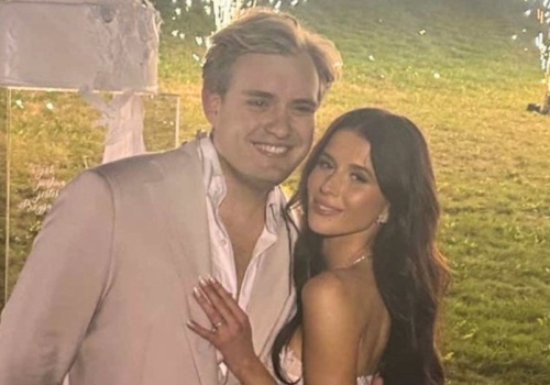 Ślub Roxie Węgiel nieopłacony? Ksiądz się tłumaczy, ale jego wpis już zniknął