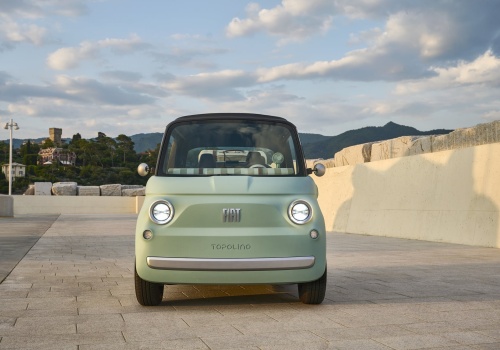 Fiat odbija się od dna