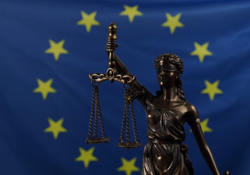 Trybunał Sprawiedliwości Unii Europejskiej. Ostoja sędziokracji czy wspólnego rynku?