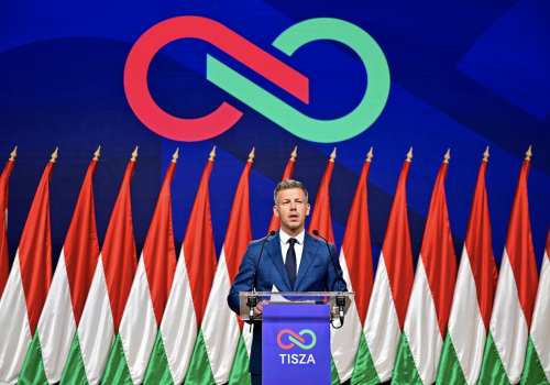 Peter Magyar z Węgier obiecuje demokratyczny reset po miażdżącym zwycięstwie