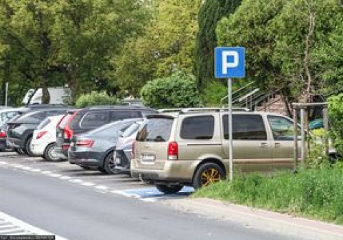 Jesteś stąd, to płacisz mniej. Nowe zasady parkowania podzieliły gminy