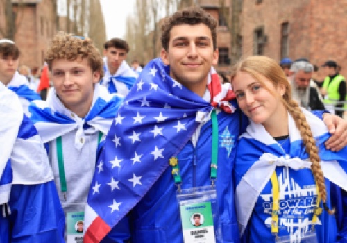 Wyruszył Marsz Żywych; Żydzi i Polacy upamiętniają ofiary Zagłady