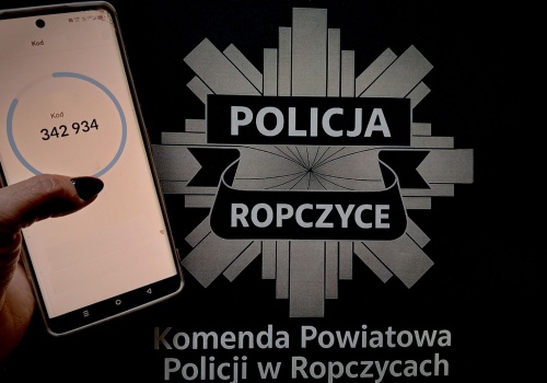 Fałszywy „pracownik banku” uderzył ponownie! Mężczyzna stracił ponad 19 tysięcy złotych