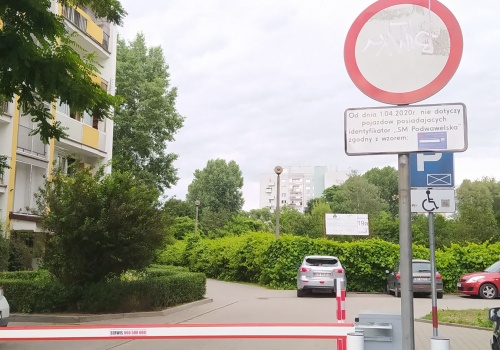 Deweloper chce zmienić plany zabudowy Ogrodnika na osiedlu Podwawelskim, ale obiecuje, że urządzi park i przekaże go miastu