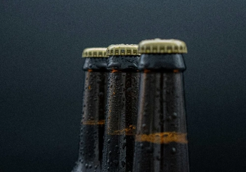 Jedno piwo — ile to wódki? Analiza wpływu na zdrowie i akcyzę.