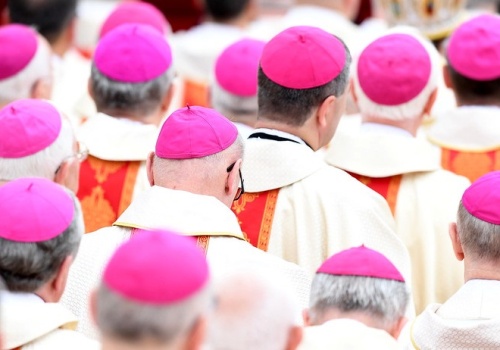 Uwaga! Biskupi przestrzegają przed Barbarą Nowacką. Mocny głos