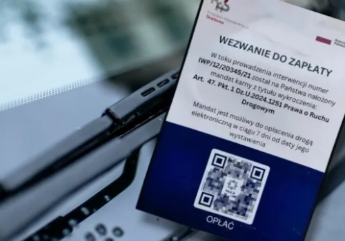 Pilne ostrzeżenie dla kierowców! Znalazłeś to za wycieraczką? Pod żadnym pozorem nie skanuj kodu!