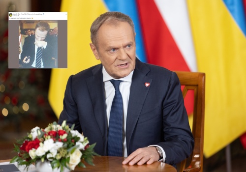 Tusk sam wciąga tabakę, a chce zakazać „snusów” prezydentowi