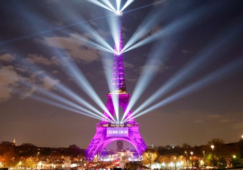 Celine Dion zapowiada koncerty, a Paryż już liczy zyski