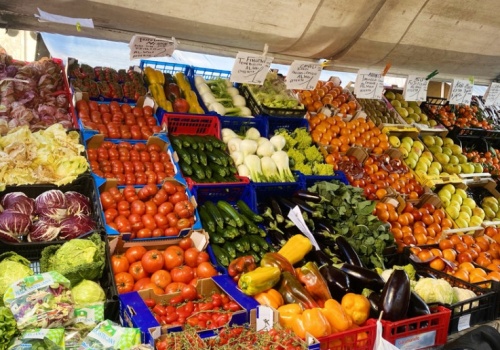 Coraz więcej Polaków kupuje bezpośrednio od rolników. Nadchodzą nowe przepisy