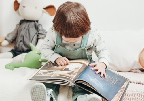 Zegar tyka dla rodziców i opiekunów. Złóż wniosek 800 plus do 30 kwietnia, by nie stracić ciągłości wypłat