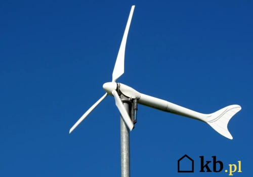 Zainwestował w turbinę 10 kW. W jego lokalizacji działa jak 2 kW