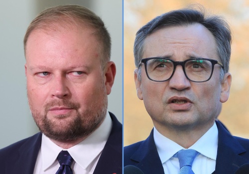 Witold Zembaczyński ostrzega: Ziobro może uciec w bagażniku przebrany za kobietę