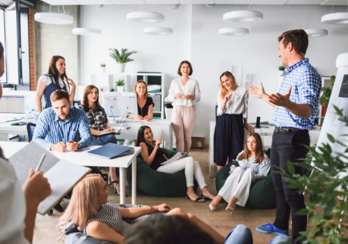 Miliony dni absencji, miliardowe koszty. Zdrowie psychiczne pracowników tematem na EEC
