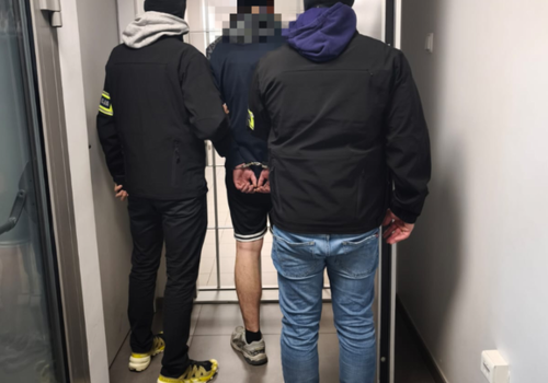 Pijany obywatel Ukrainy dachował – szybki wyrok i deportacja