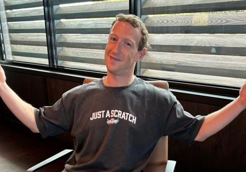 Mark Zuckerberg będzie miał klona, bo ten prawdziwy nie ma czasu