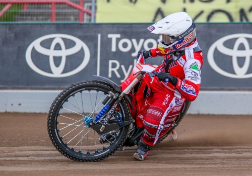 Żużel. Przyjemski nie miał sobie równych. Problemy Pawełczaka