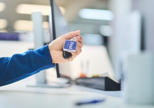 Flovi wchodzi do Polski. „Uber dla aut” rośnie w siłę