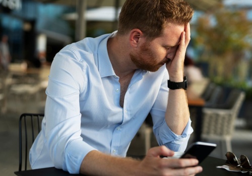 Wpisał to w tytule przelewu. Skarbówka zareagowała natychmiast, ten żart kosztował go 2100 zł