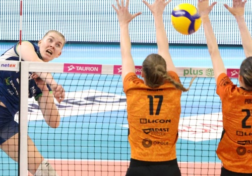 Pierwszy mecz o brąz dla UNI! Niewykorzystane szanse siatkarek BKS