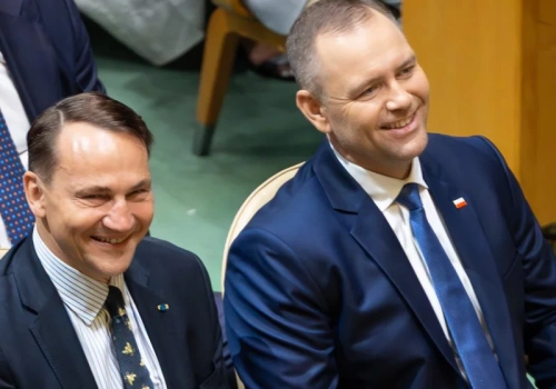 Sikorski kontra Nawrocki. Tak głosują Polacy w nowym sondażu