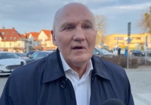 Zawieszony, ale nie odcięty. Długozima nadal ma klucze do urzędu