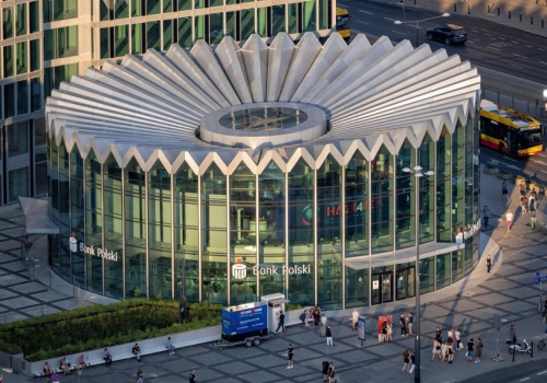 Prawie miliard na reklamy. Sprawdź, który bank wydał najwięcej