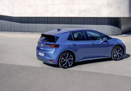 Volkswagen ID.3 Neo – większy zasięg, nowe wnętrze i próba powrotu do gry