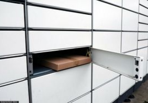 Nie mogą spać przez automaty paczkowe. Ślą skargi do miasta