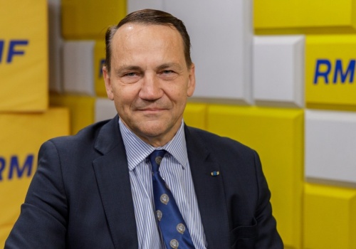 Gorąco w obozie PiS. Sikorski: Morawiecki testuje cierpliwość prezesa