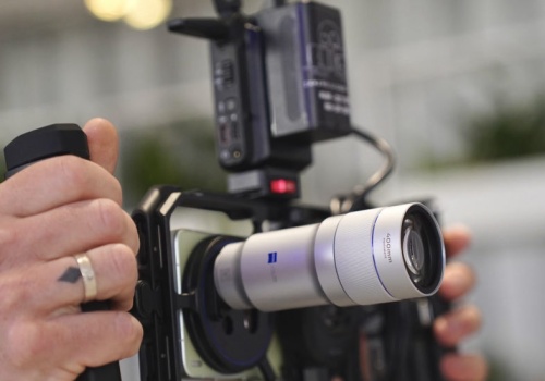 Takiego smartfona jeszcze w Polsce nie było. vivo X300 Ultra zachwyca możliwościami i szokuje ceną