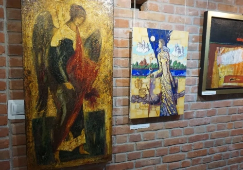 Wystawa obrazów z kolekcji państwa Góreckich w Domu Gdańskim w Węgrowie