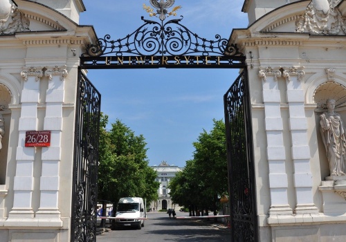 Poważny wyciek danych z Uniwersytetu Warszawskiego