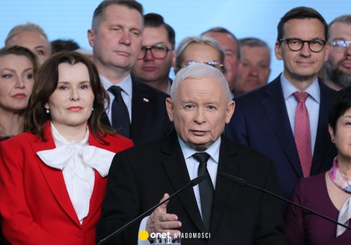 Jarosław Kaczyński prosi wyborców o wsparcie. 