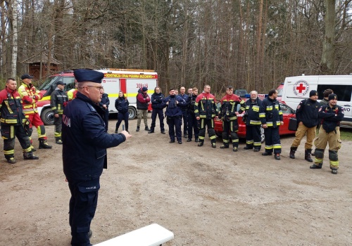 Dobre Miasto. Szukają zaginionego 66-latka. W akcji policja, strażacy i leśnicy