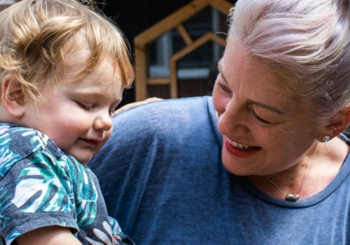 Świadczenie za wychowanie dzieci przeszło rewaloryzację. Można dostać prawie 2 tys. dodatkowo