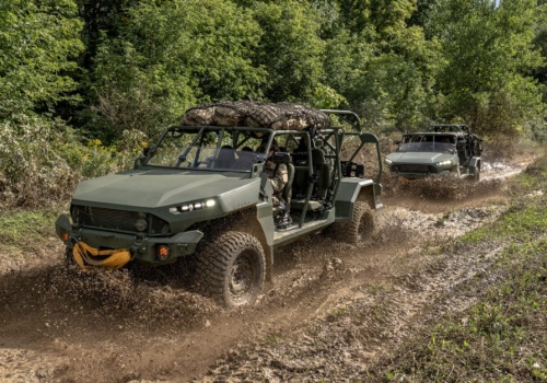 Koncerny motoryzacyjne mają produkować dla wojska. Trump wraca do pomysłów z czasów wojen światowych