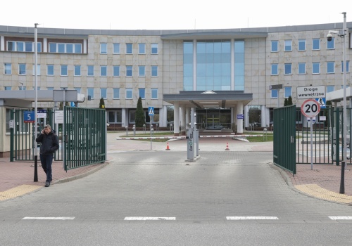 4200 zł co miesiąc od 56. roku życia. ZUS wypłaca specjalne świadczenie